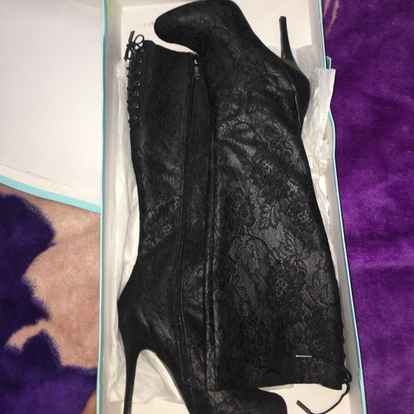 Lace boots - Picture 3 of 4