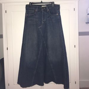 Levi's Juniors Long Jean Skirt Size 7