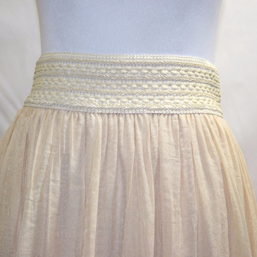 NWT Modcloth Ryu  High-Low Layered Lace Skirt - Picture 5 of 8