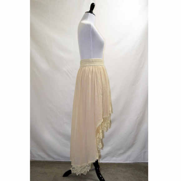 NWT Modcloth Ryu  High-Low Layered Lace Skirt - Picture 3 of 8