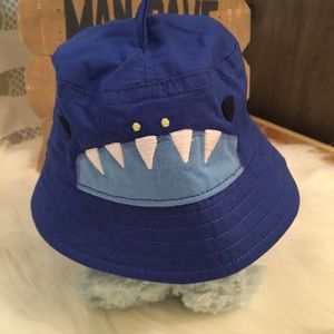 Shark swim hat