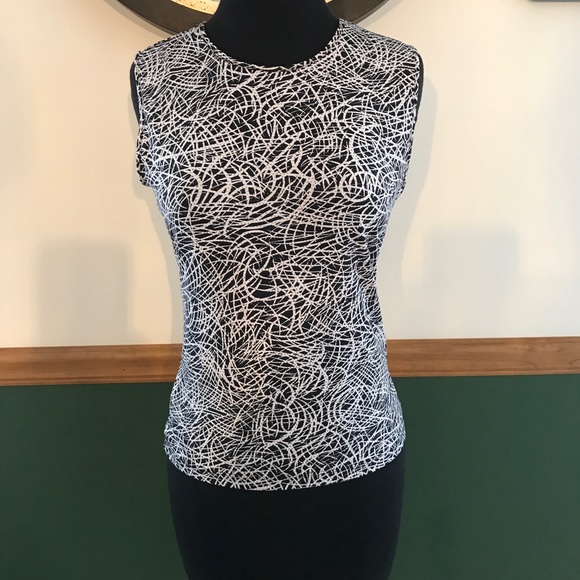 The Limited Tops - ⭐️The Limited Black & White Blouse Size M