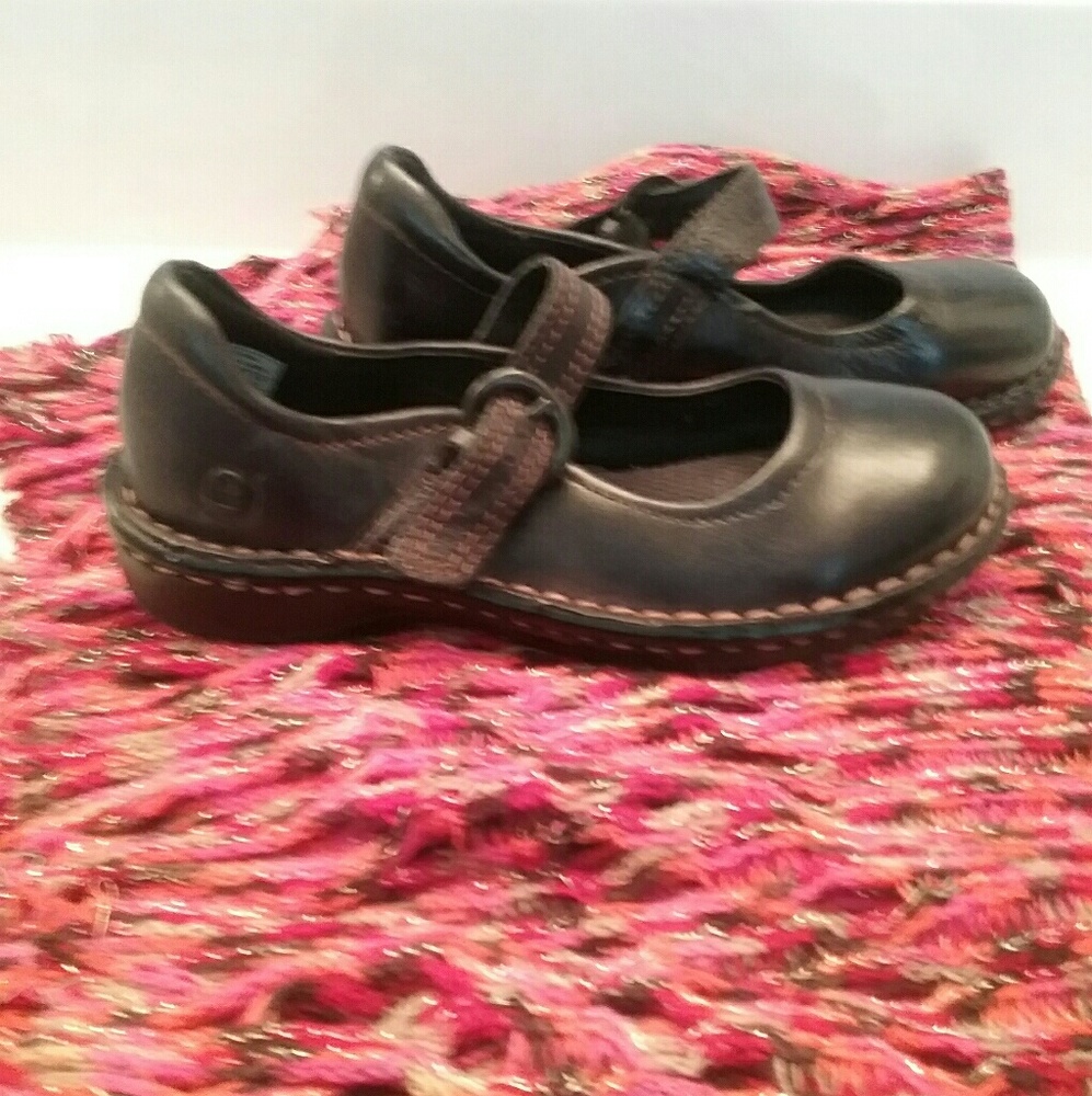 Kids Born shoes
