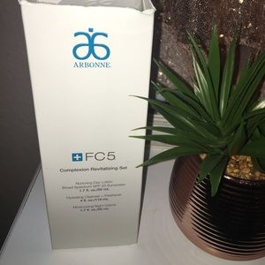 ARBONNE FC5 Complexion Revitalizing Set
