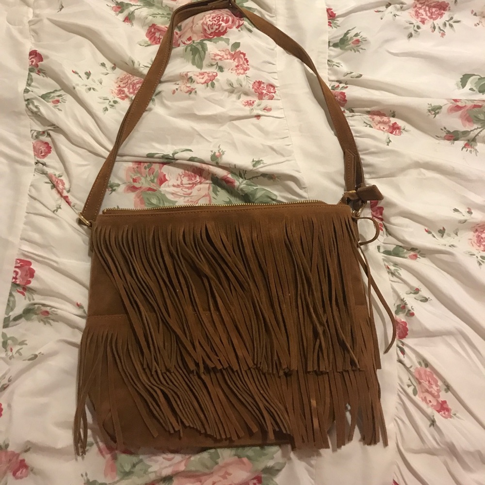 ALMOST BRAND NEW FRINGE PURSE