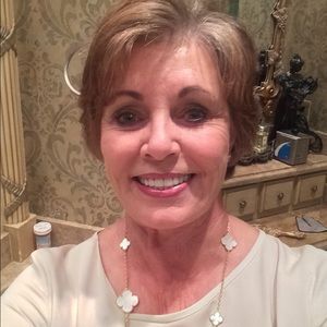 Meet your Posher, Dianne