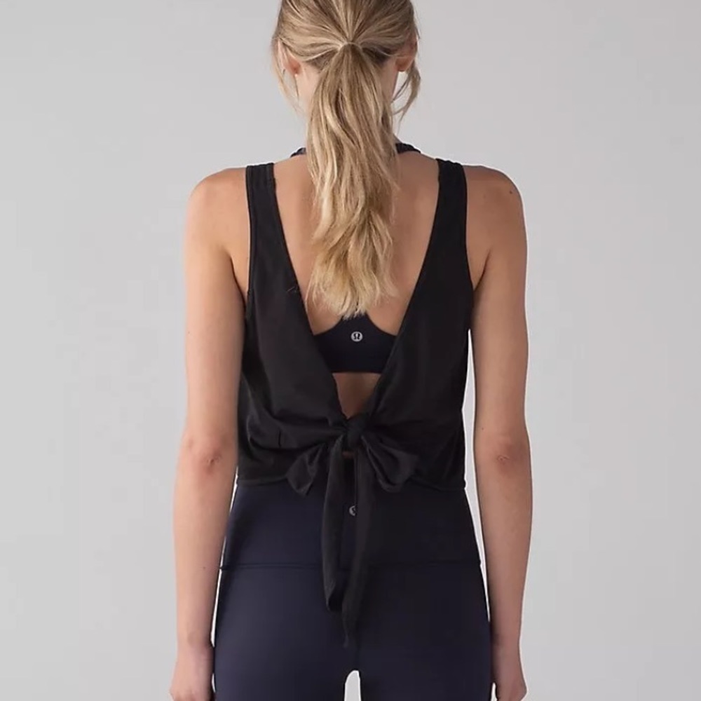 Lululemon it's a Tie Tank