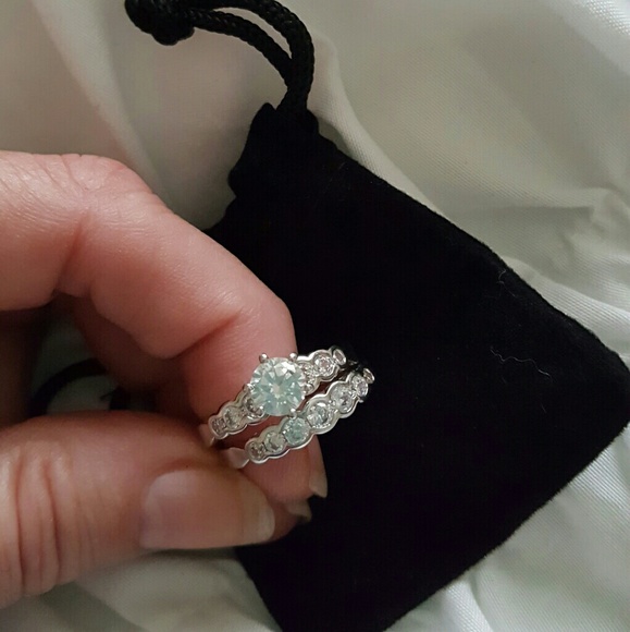 3ct CZ White Gold Rhodium Ring Set - Picture 3 of 3