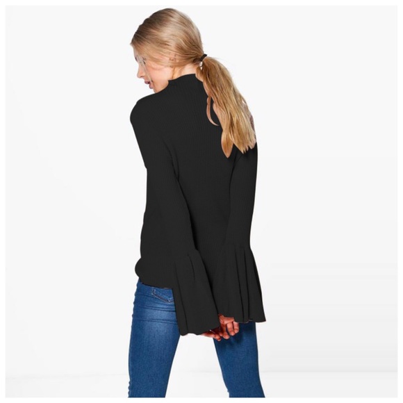 Pink & Black Bell Sleeve Turtleneck Sweater - Picture 6 of 8