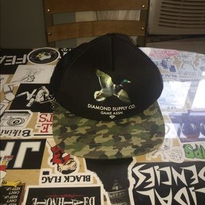 DIAMOND SUPPLY CO. Game assn. trucker hat