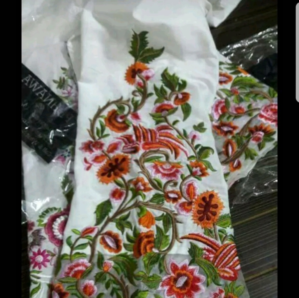 Embroidery pants