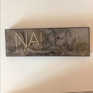 Urban Decay Smoky Palette