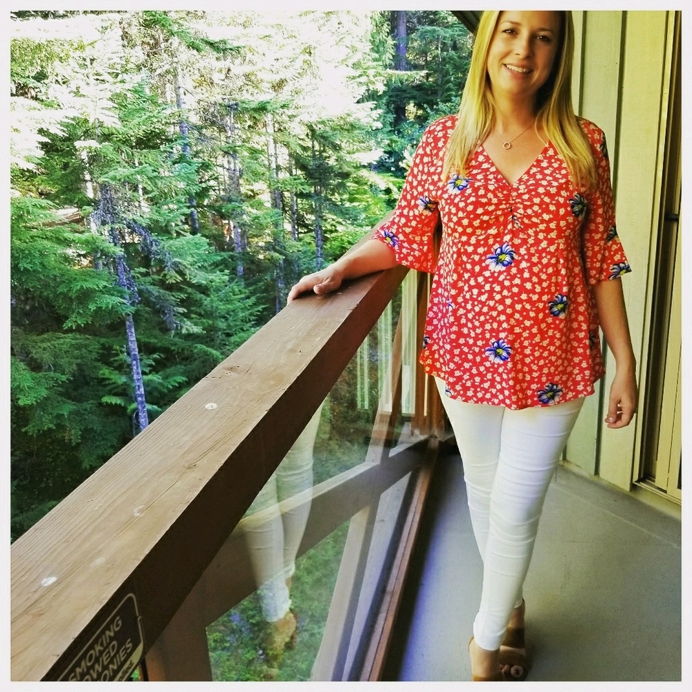 Meet your Posher, Laura