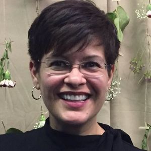 Meet your Posher, Monica