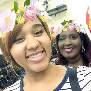 Meet your Posher, Chrissy