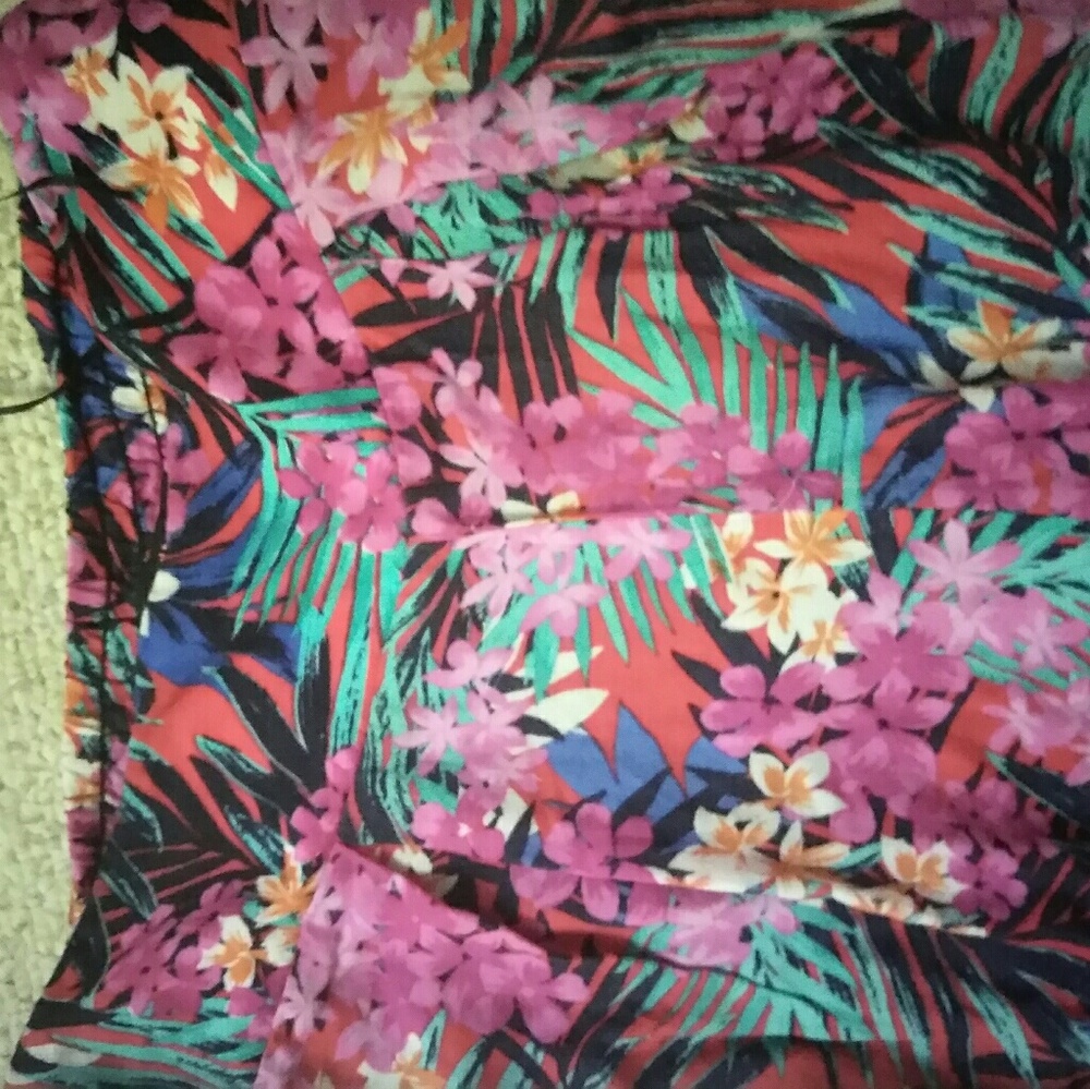Pants - Picture 3 of 4