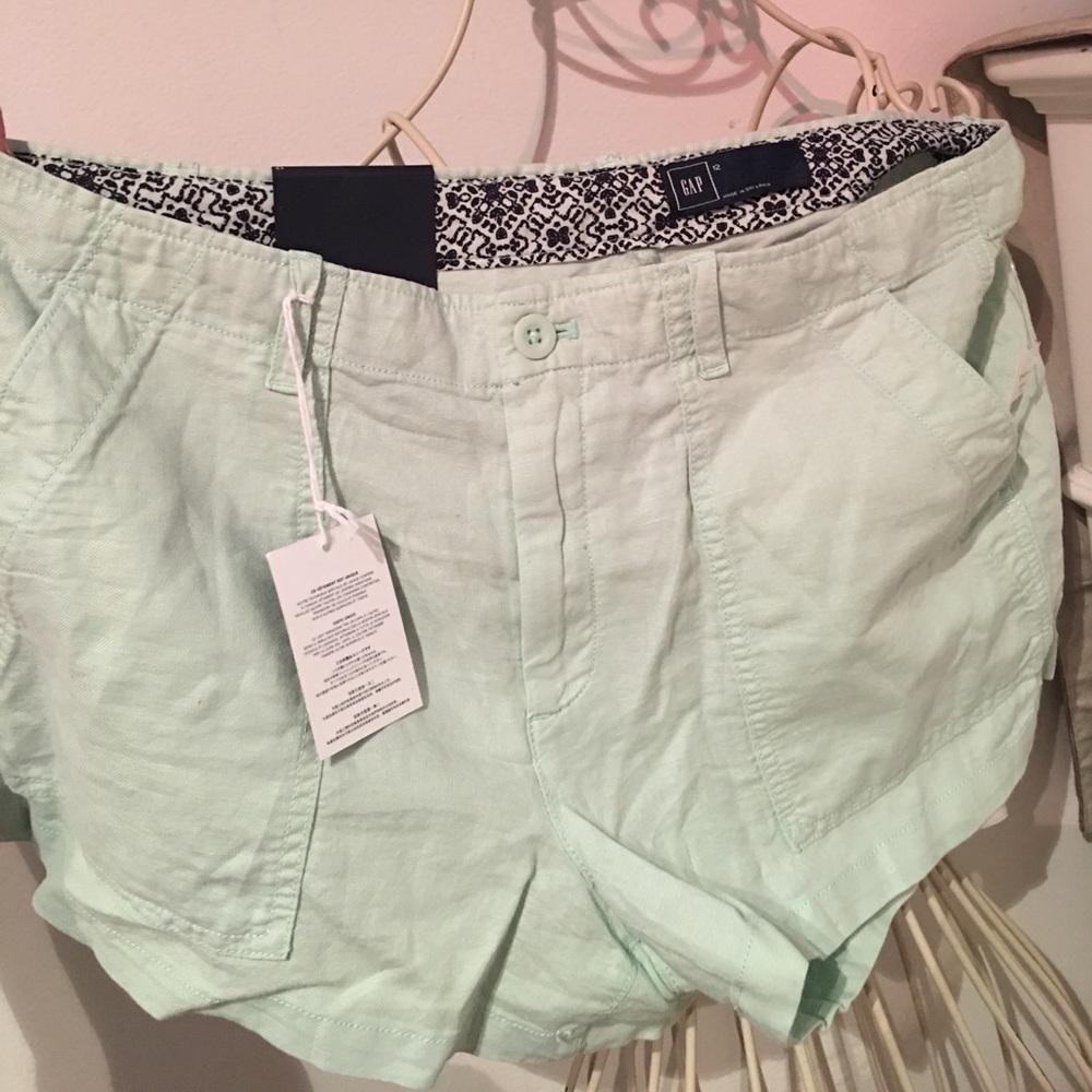 Mint GAP shorts!