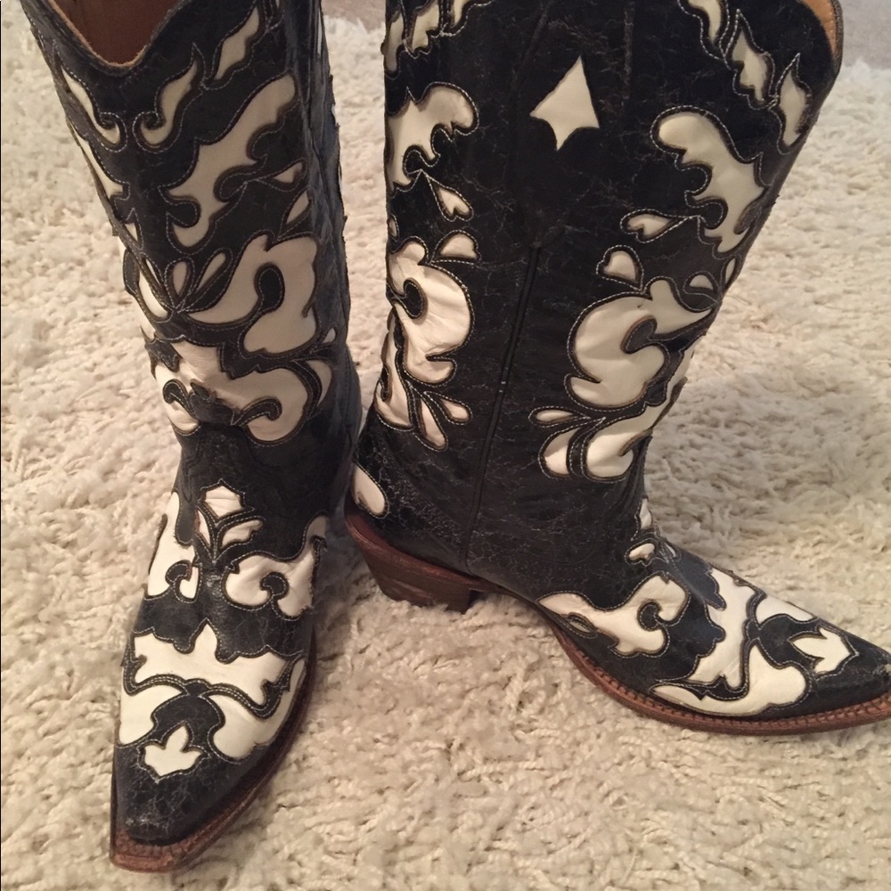 Corral size 8.5 women's boots