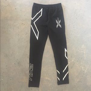 Brand 2XU compression pants.