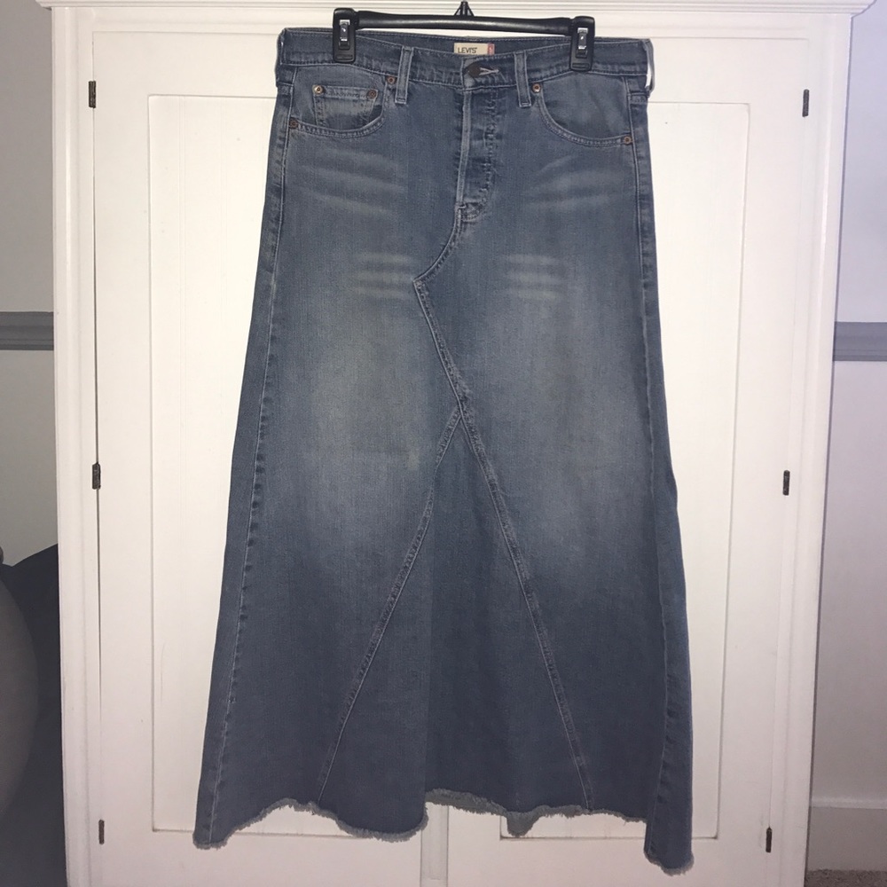 Levi's Long Jean Skirt Size Juniors 7