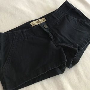 Hollister navy shorts sz 3 or sz 26 waist new!
