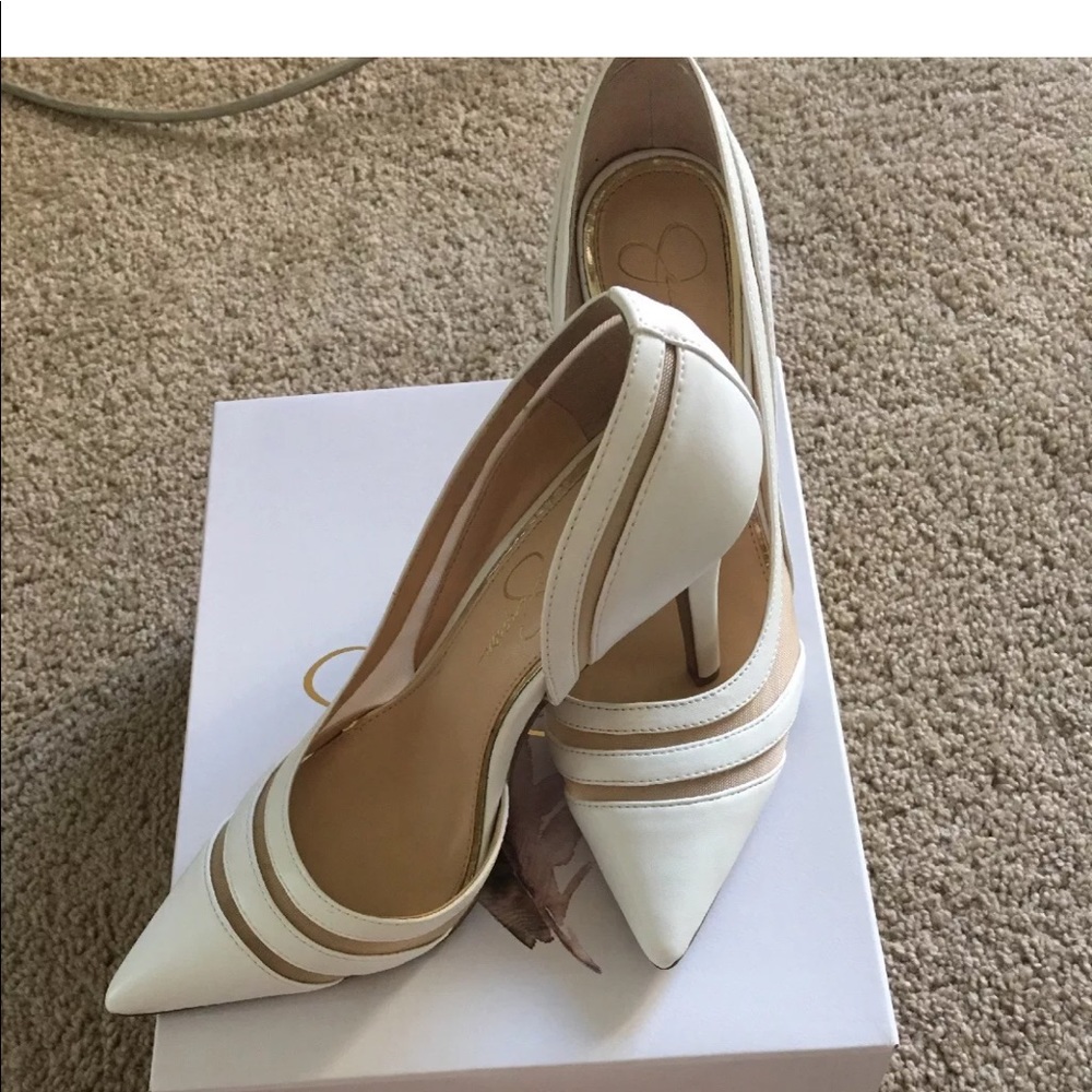 Jessica Simpson absolutely new shoes (white)