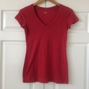 ‼️LAST CHANCE‼️GAP red tee