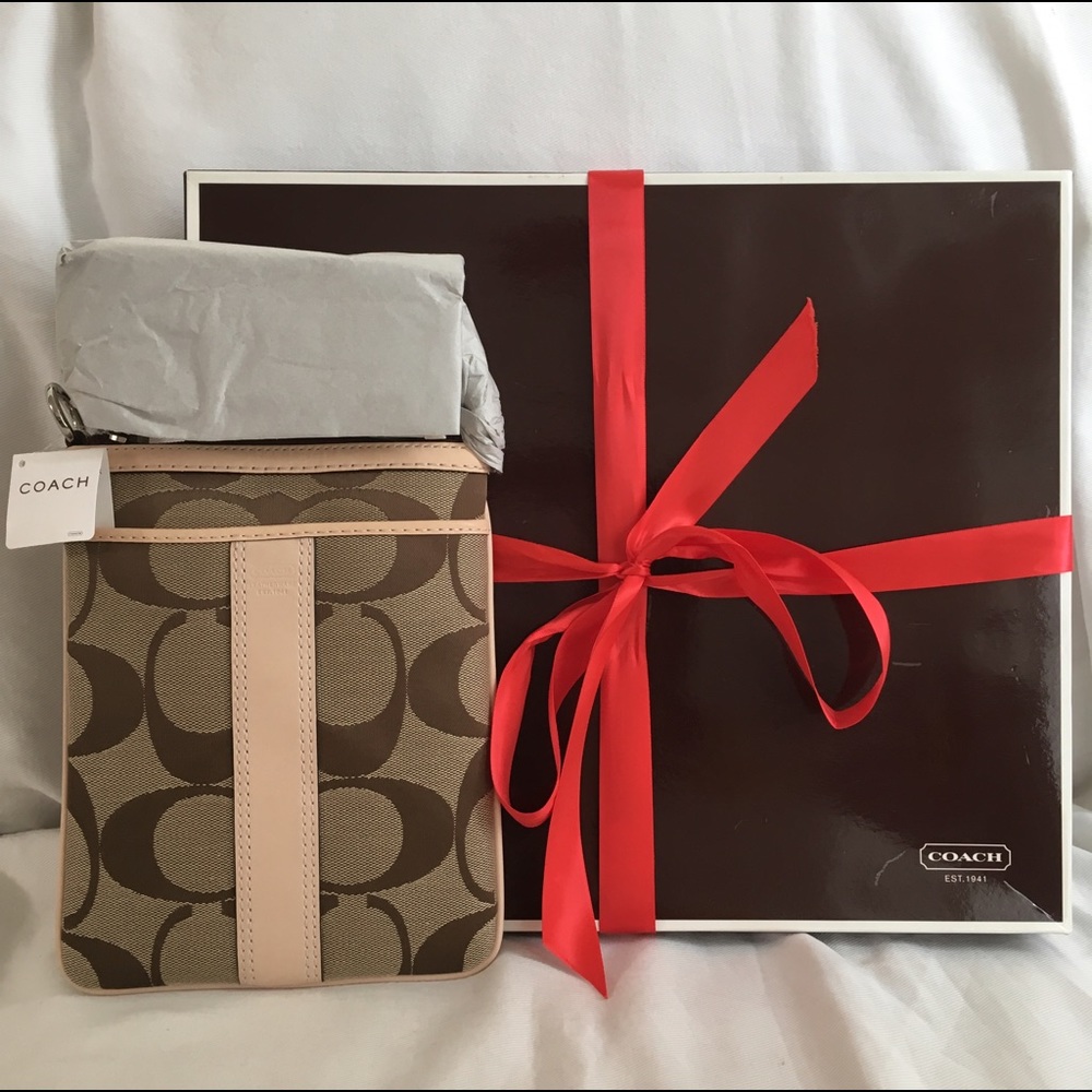 brand new coach crossbody sig swing pack vachetta