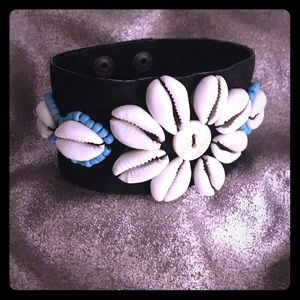 shell bracelet