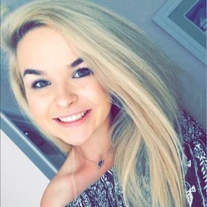 Meet your Posher, Maia