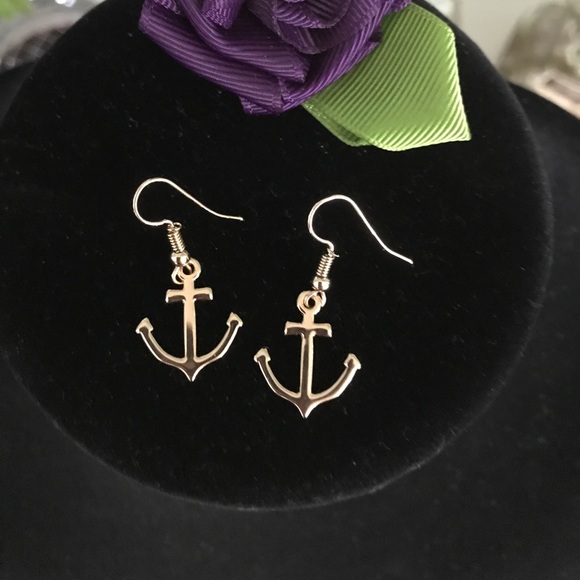TJ Maxx Jewelry - Goldtone anchor earrings