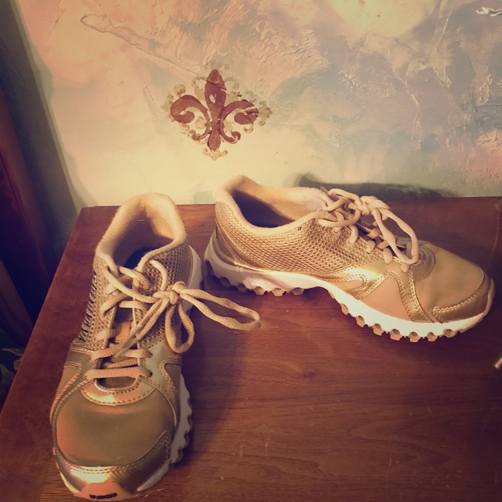 K-Swiss Athletic Shoes