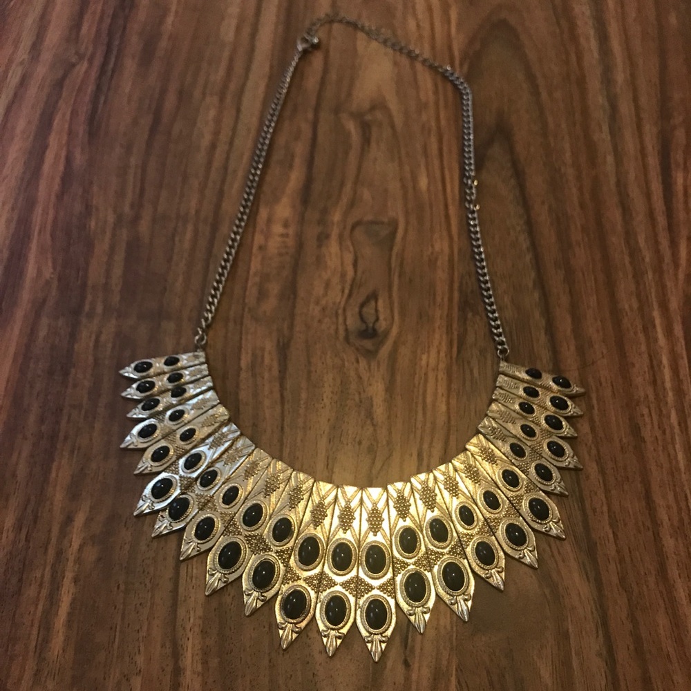 Costume jewelry necklace.