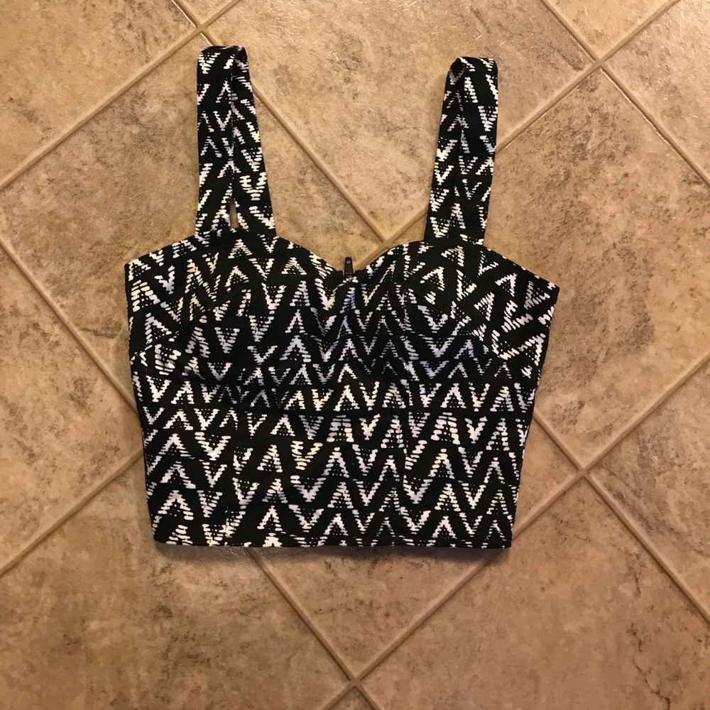 Crop top