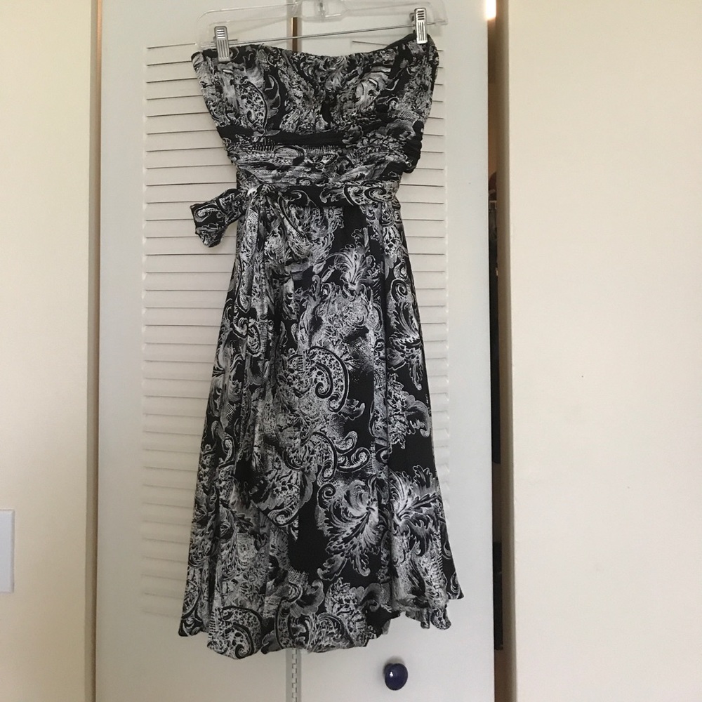 Strapless dress