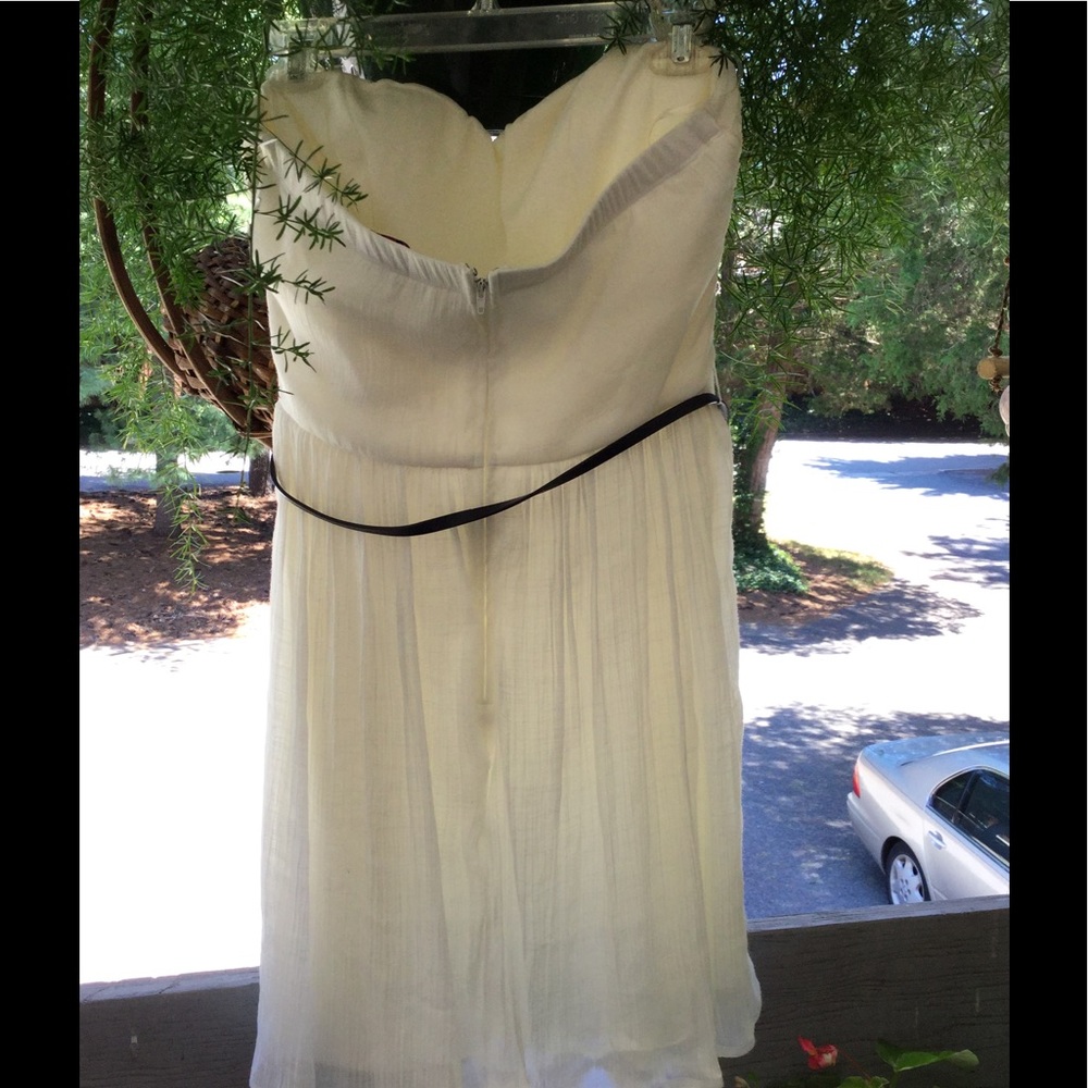 Ivory strapless mini - Picture 3 of 5