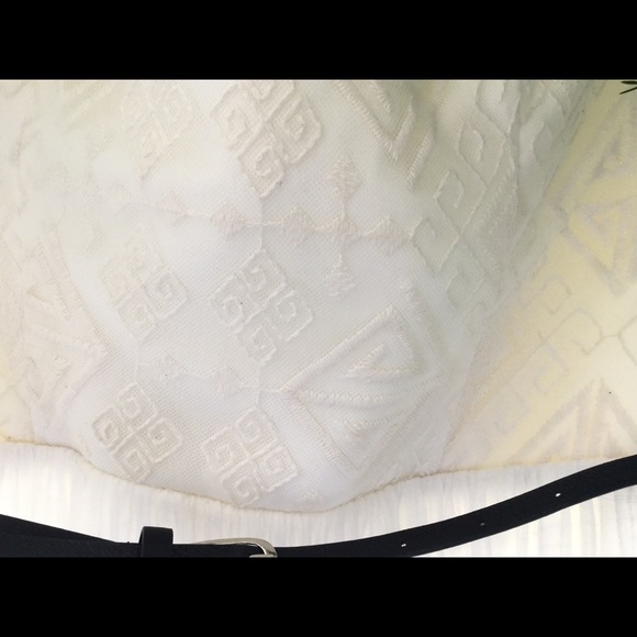 Ivory strapless mini - Picture 2 of 5