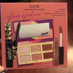 Tarte Glam Goodies Discovery set