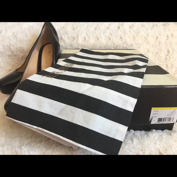 L.A.M.B Mitaka Platform Pump - NWT - Picture 5 of 8