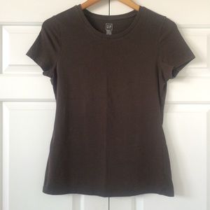 ❌DONATED❌ GAP brown tee