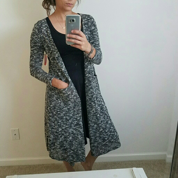 LuLaRoe Sweaters - NEW LULAROE xs unicorn Sarah cardigan black