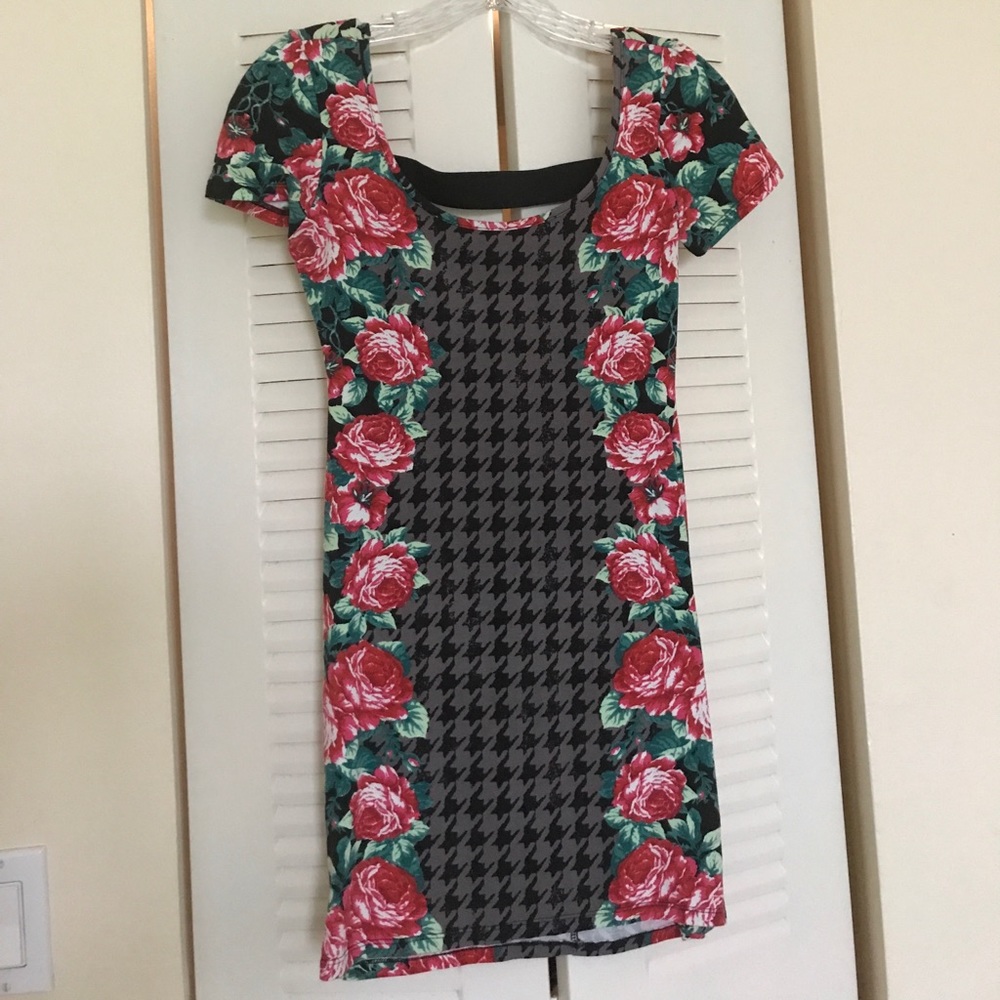 Material Girl Rose Dress