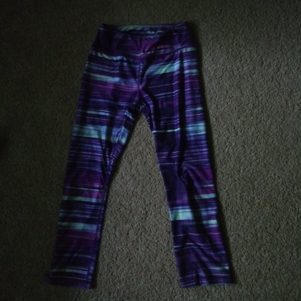 Athletic leggings