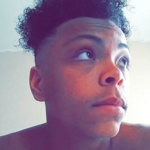 Meet your Posher, Zach