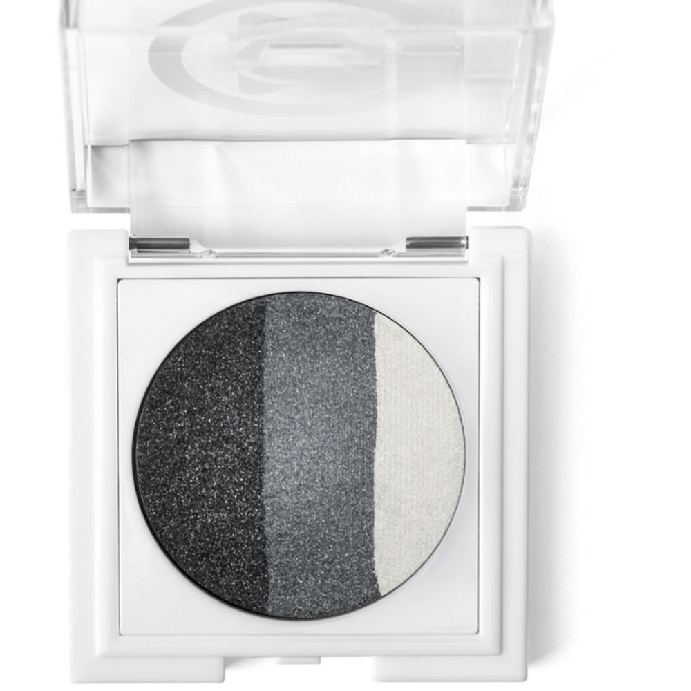 Mary Kay at Play tuxedo baked eye trio