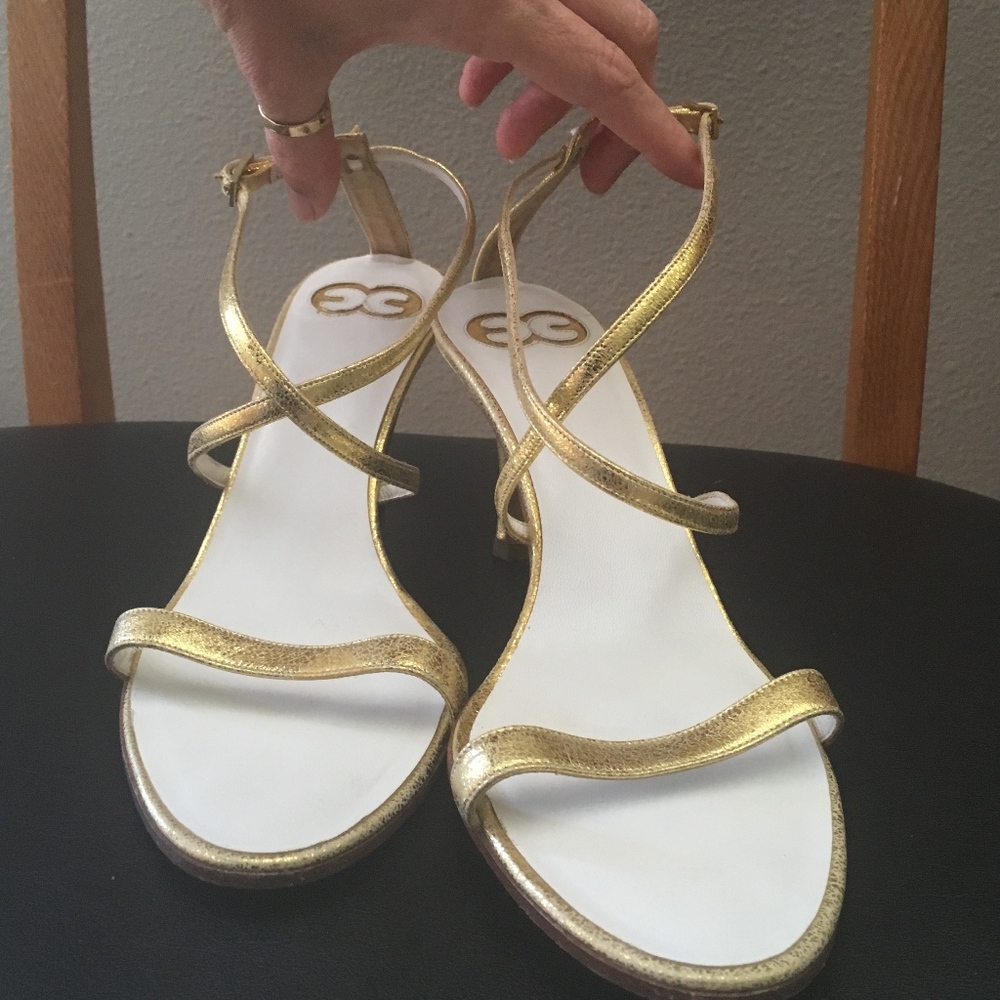 Escada Gold Leather Strappy Sandal Euro Size 39