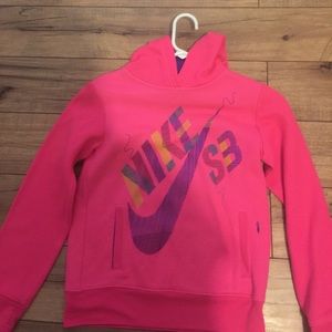 *GREAT CONDITION* Nike Hoodie Girls Size: M