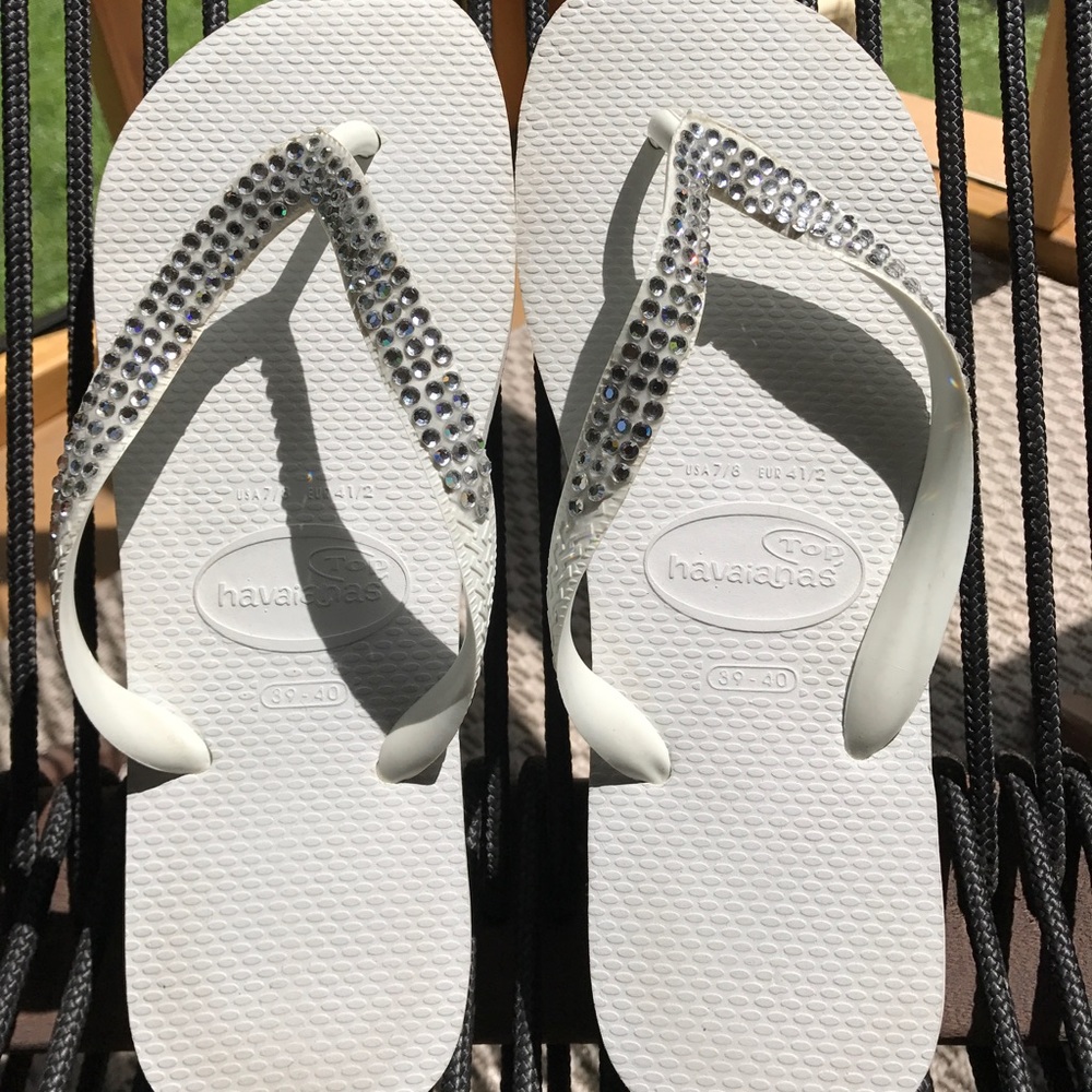 Women's size 7/8 white Swarovski Havaianas