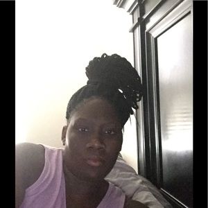 Meet your Posher, Erica