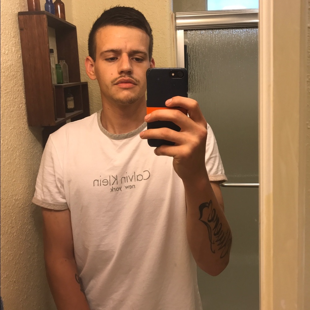 Meet your Posher, Joshua